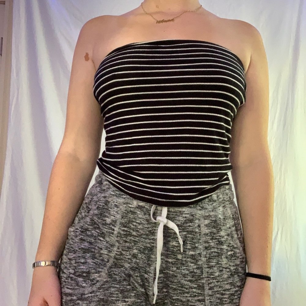 American Eagle crop top